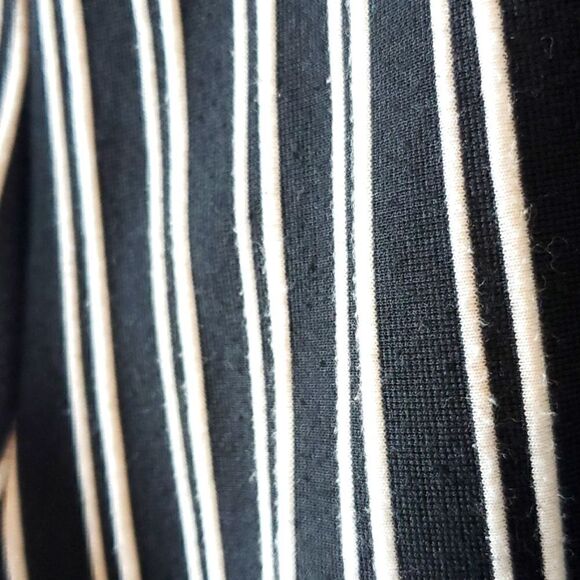 2/$15 Sale Wild Fable wide leg, knit pant, medium - Picture 4 of 4